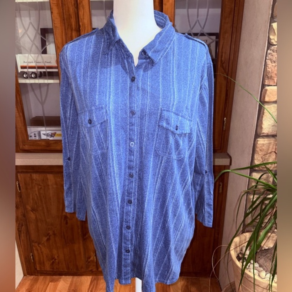 FRENCH LAUNDRY SIZE 3X VIBRANT BLUE 3/4 SLEEVE SHIRT WITH WHITE STRIPES COZY